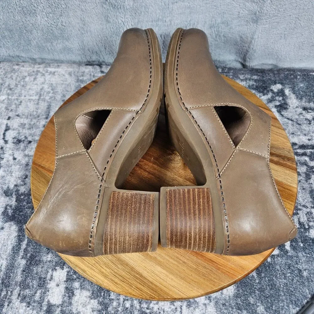 Dansko Hollie Womens 10.5 Taupe Burnished Leather Block Heels Shoes Booties 41